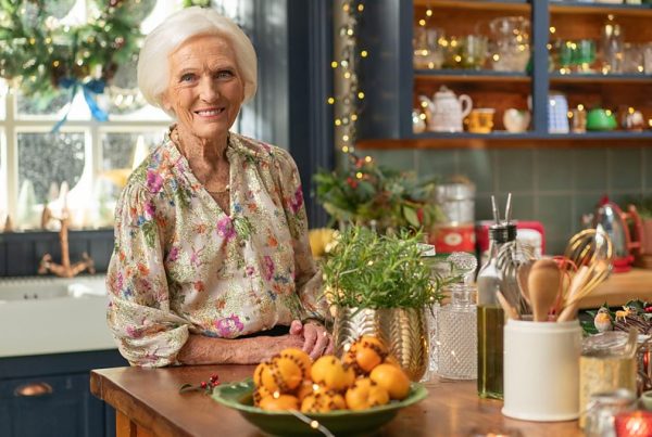 Mary-Berry-Christmas-Highlands